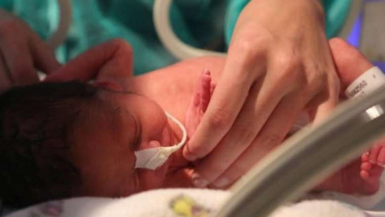 Las madres solteras por fin tienen derecho a 16 semanas de baja por maternidad